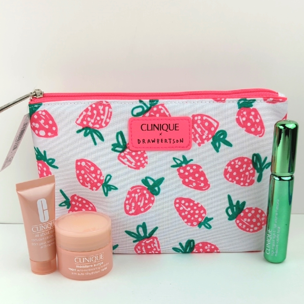 Clinique x Drawbertson Strawberry Design Skincare & Mascara Set